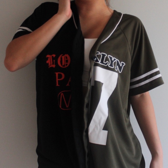 Oversized Jacket worn once - Picture 3 of 3